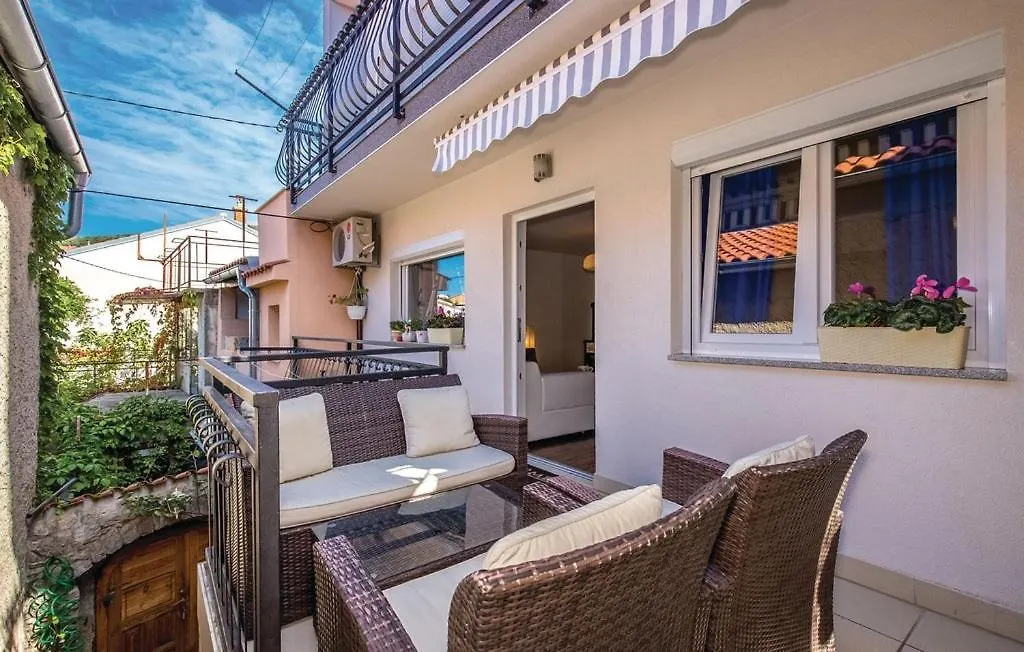 Karla Apartment Selce