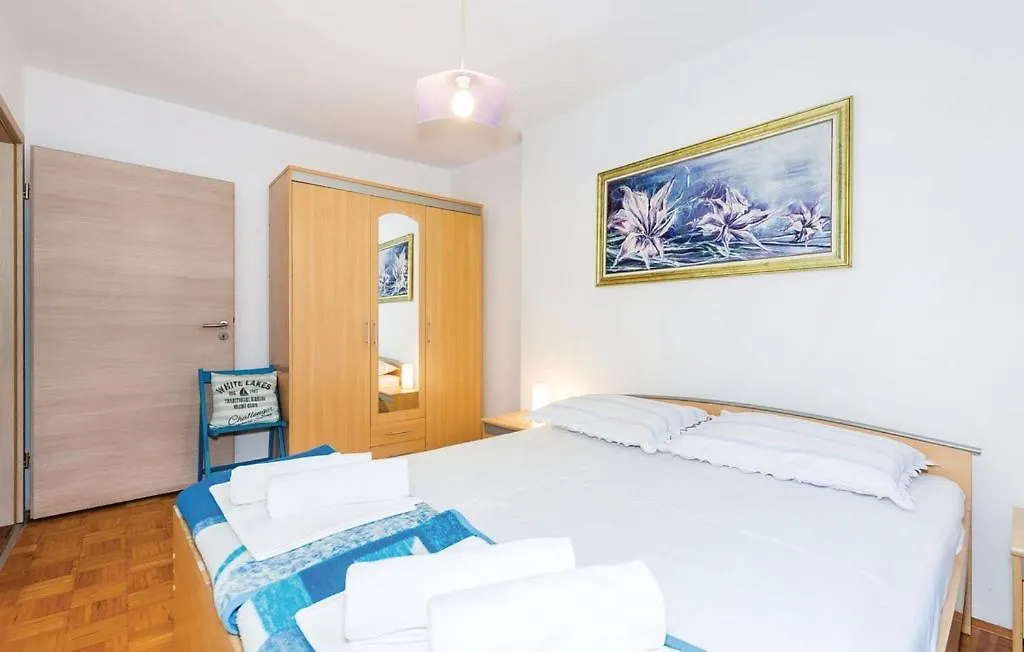 Karla Apartment Selce